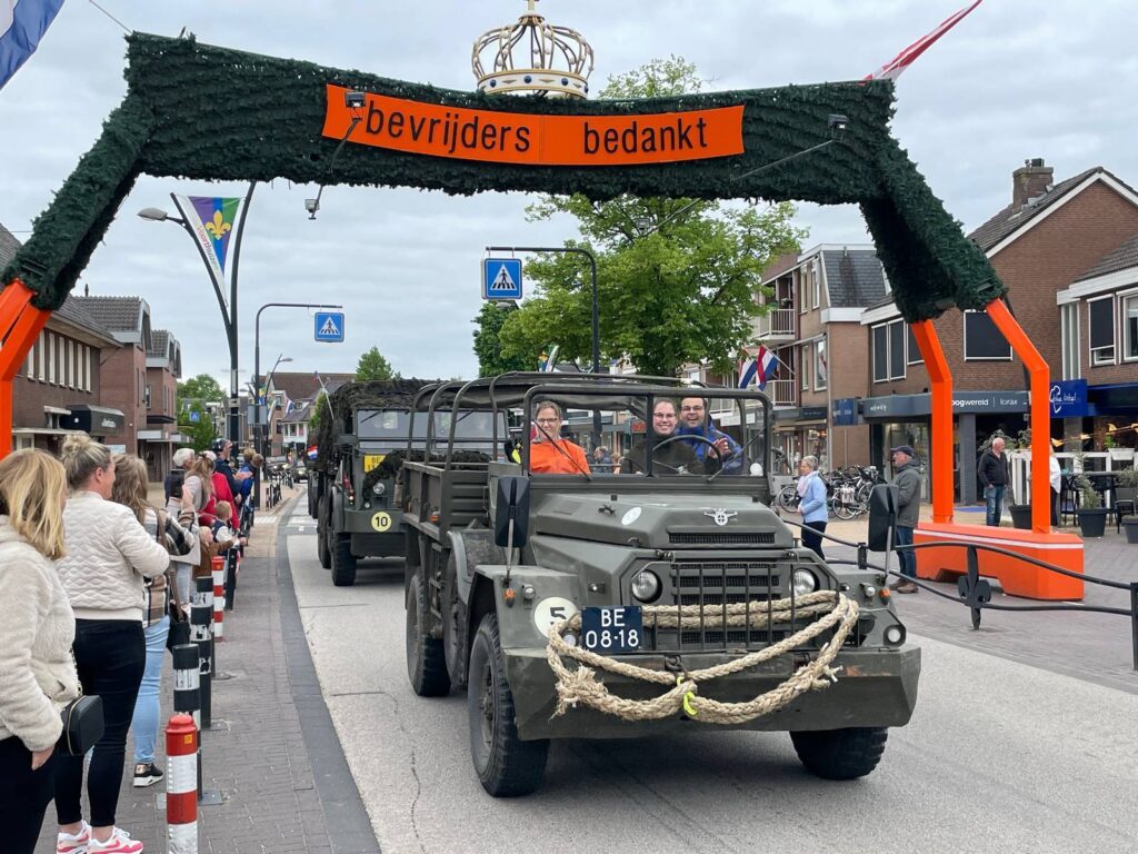 Auto onder boog