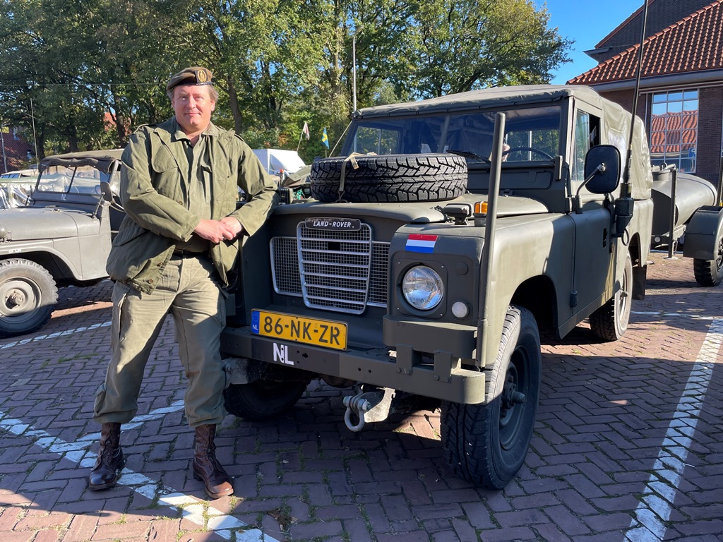 Rob van der Elst met Laro 109